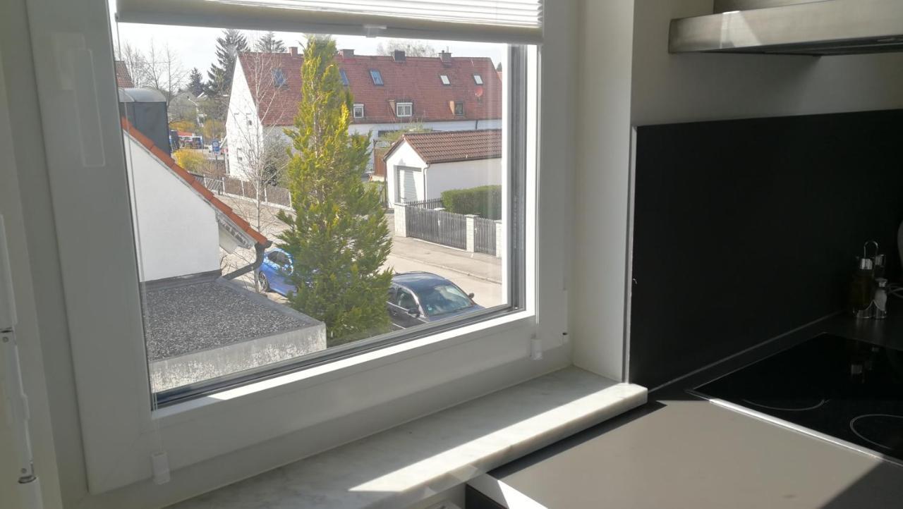 Muenchen Waldperlach Ruhig Und Sehr Schoene Wohnung Exterior foto